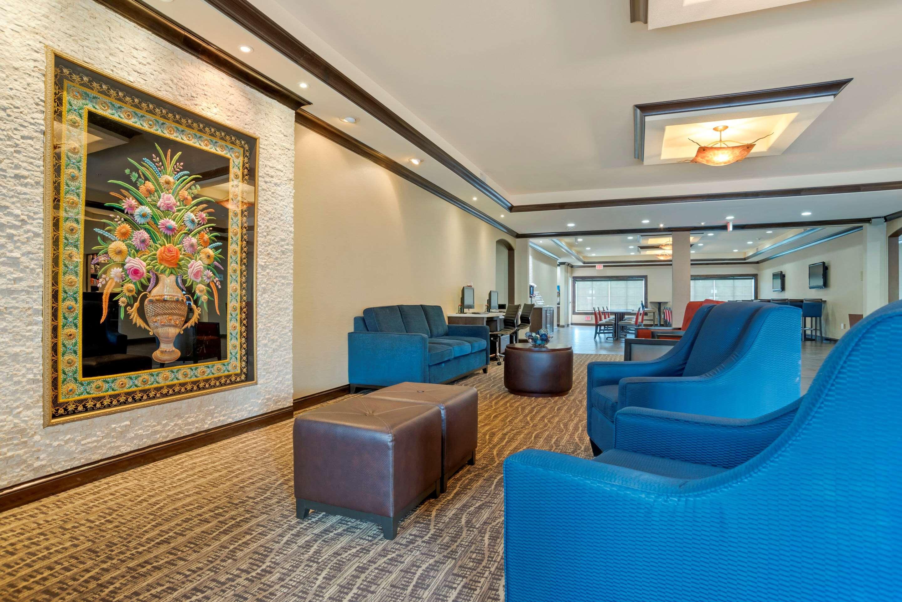 Comfort Suites Alexandria Exteriör bild