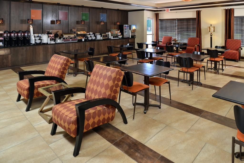 Comfort Suites Alexandria Exteriör bild