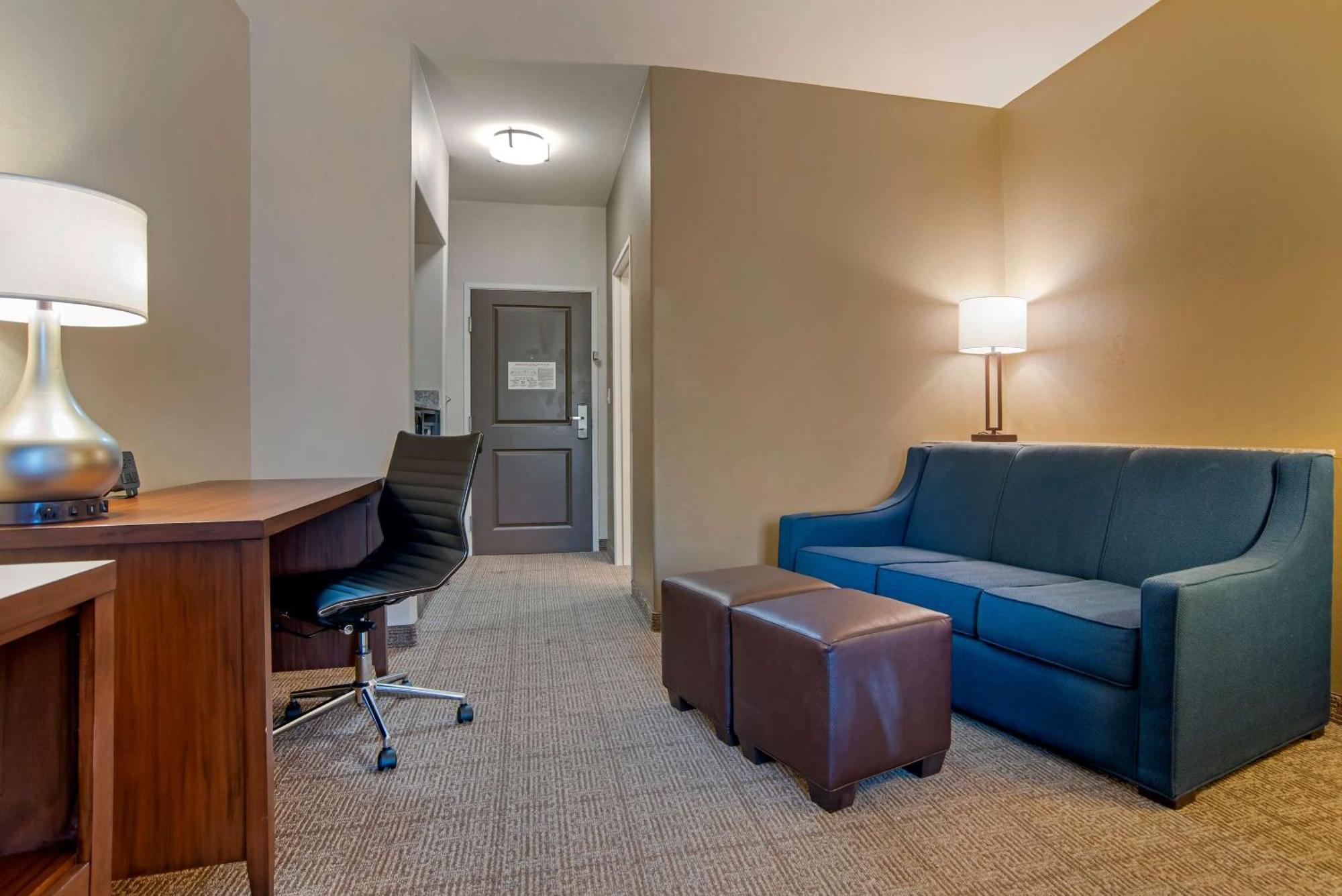 Comfort Suites Alexandria Exteriör bild